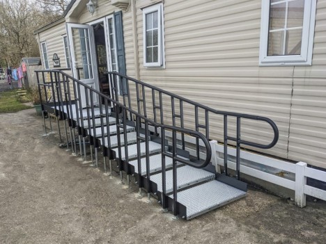 Caravan access ramps & steps