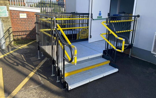 dda metal steps