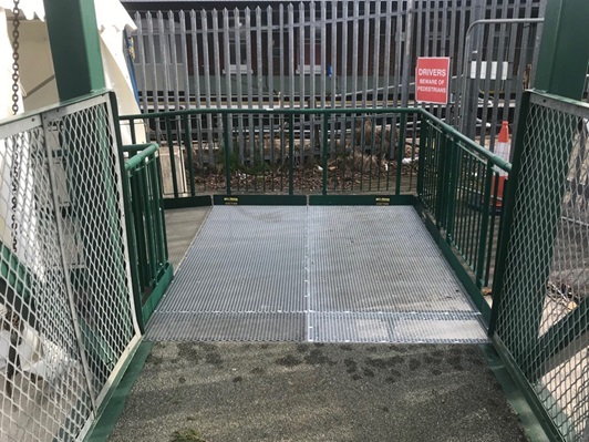 Walkway Solutions at a train station 