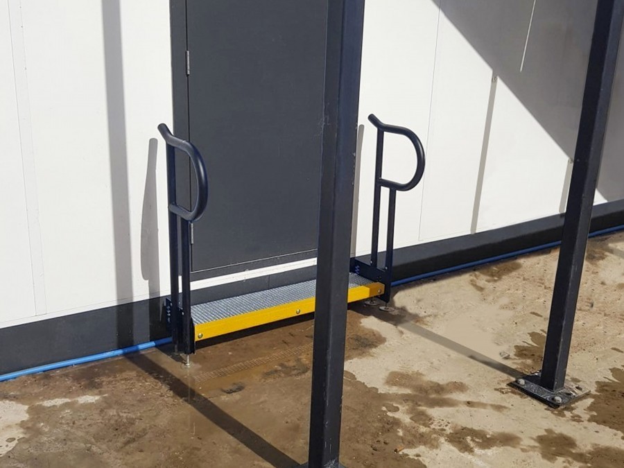 When Is A Single Metal Step System Suitable? | Rapid Ramp