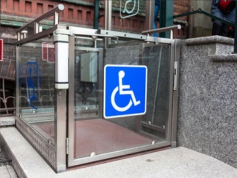 Wheelchair Lifts vs Wheelchair Ramps